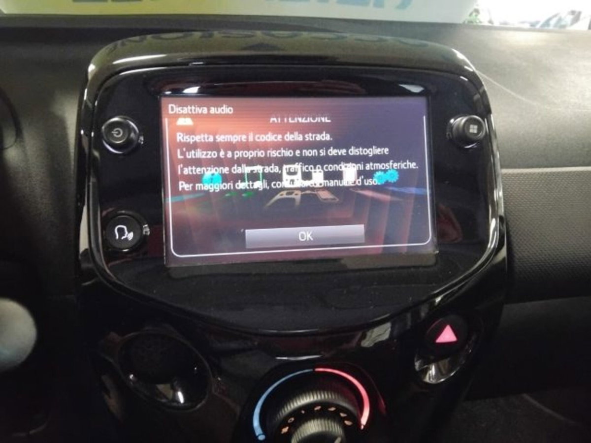 Citroen C1 C1 VTi 72 5 porte Feel (16)