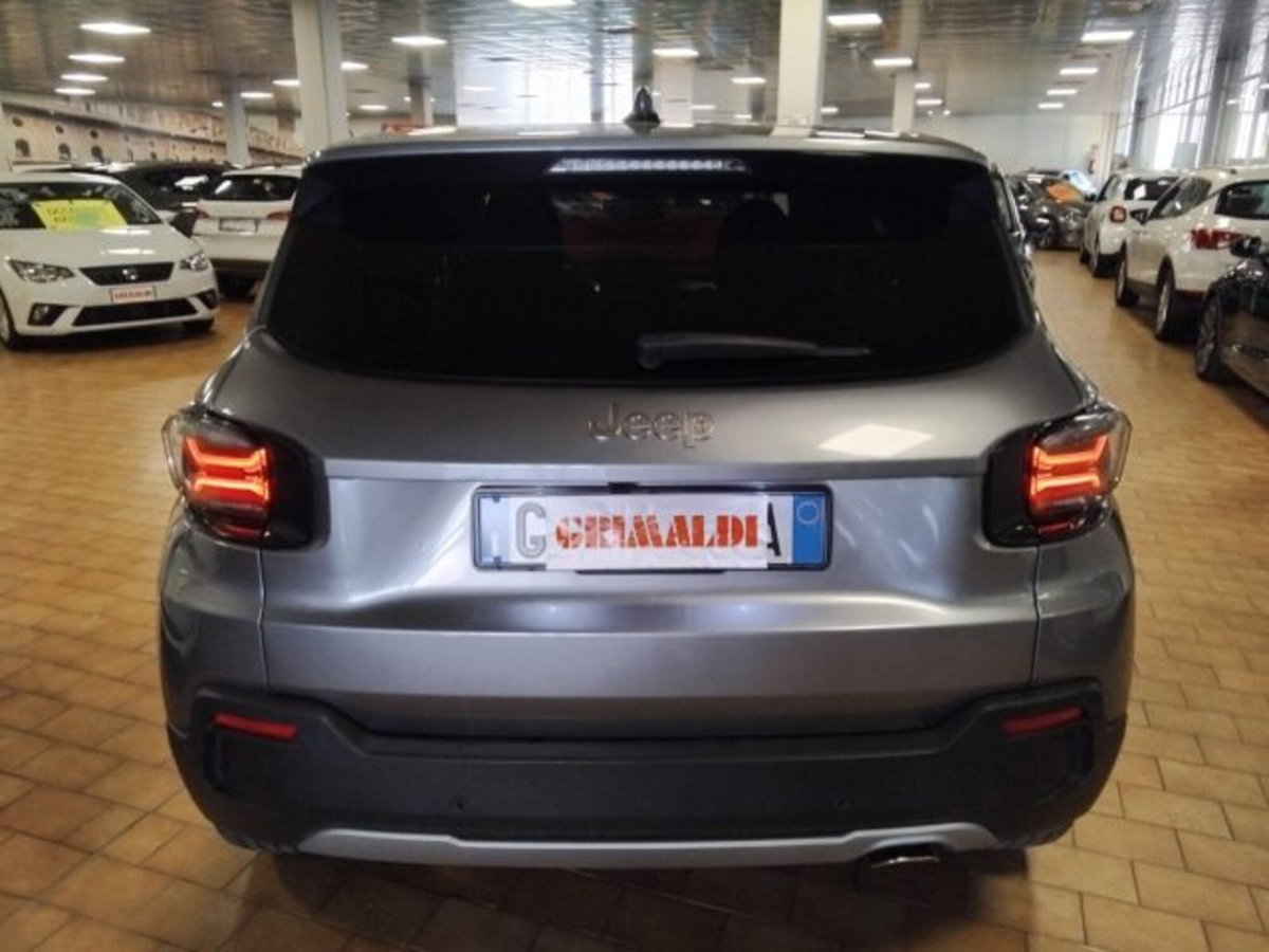 Jeep Avenger 1.2 turbo Summit fwd 100cv (5)