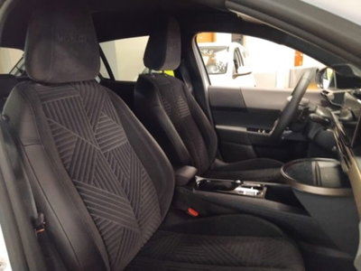 Lancia Ypsilon 1.2 mhev Edizione Cassina e-dct (13)