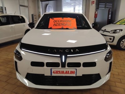 Lancia Ypsilon 1.2 mhev Edizione Cassina e-dct (2)
