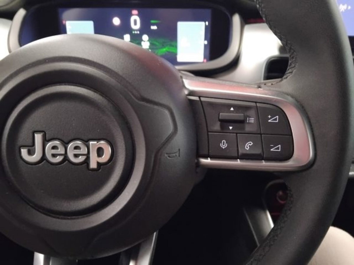 Jeep Avenger 1.2 turbo Summit fwd 100cv (20)