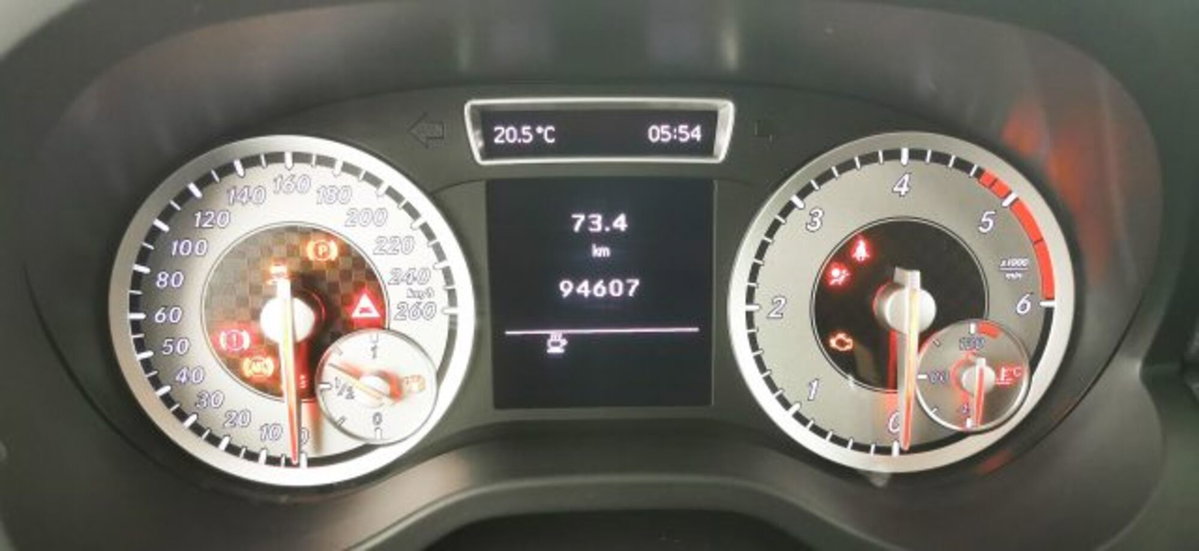 Mercedes-Benz Classe A 180 CDI BlueEFFICIENCY Sport (10)