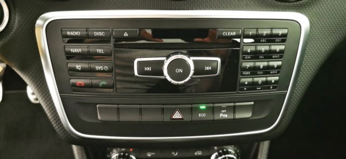 Mercedes-Benz Classe A 180 CDI BlueEFFICIENCY Sport (12)
