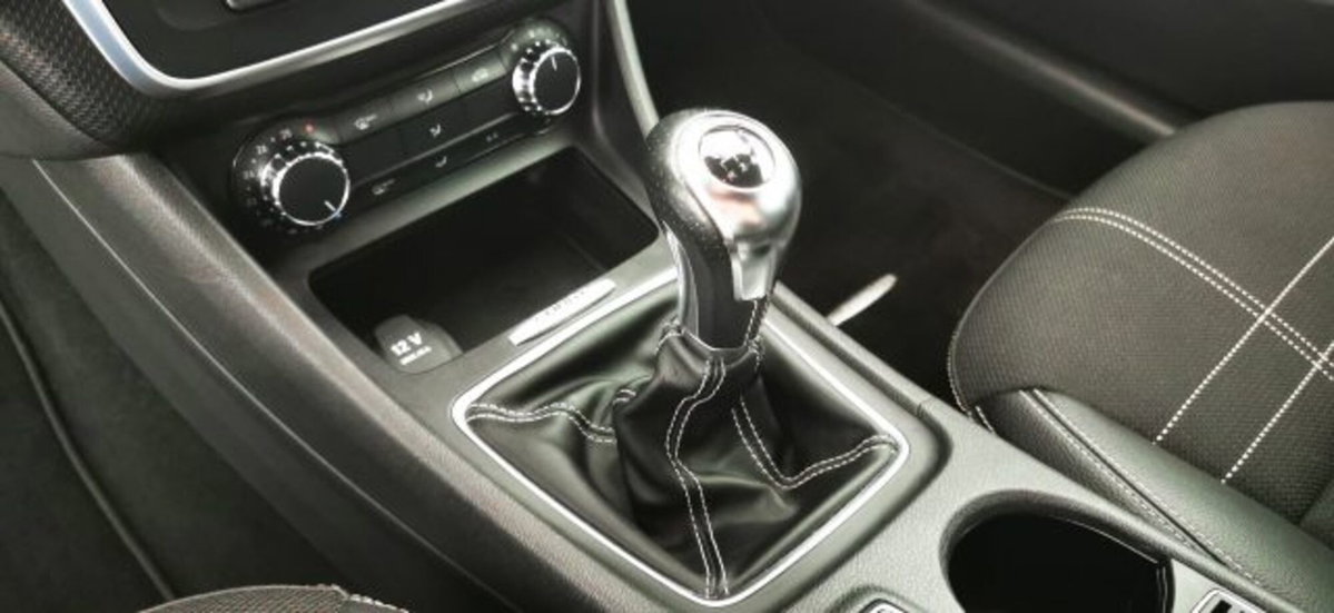 Mercedes-Benz Classe A 180 CDI BlueEFFICIENCY Sport (13)
