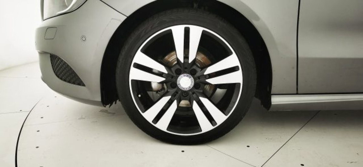 Mercedes-Benz Classe A 180 CDI BlueEFFICIENCY Sport (17)
