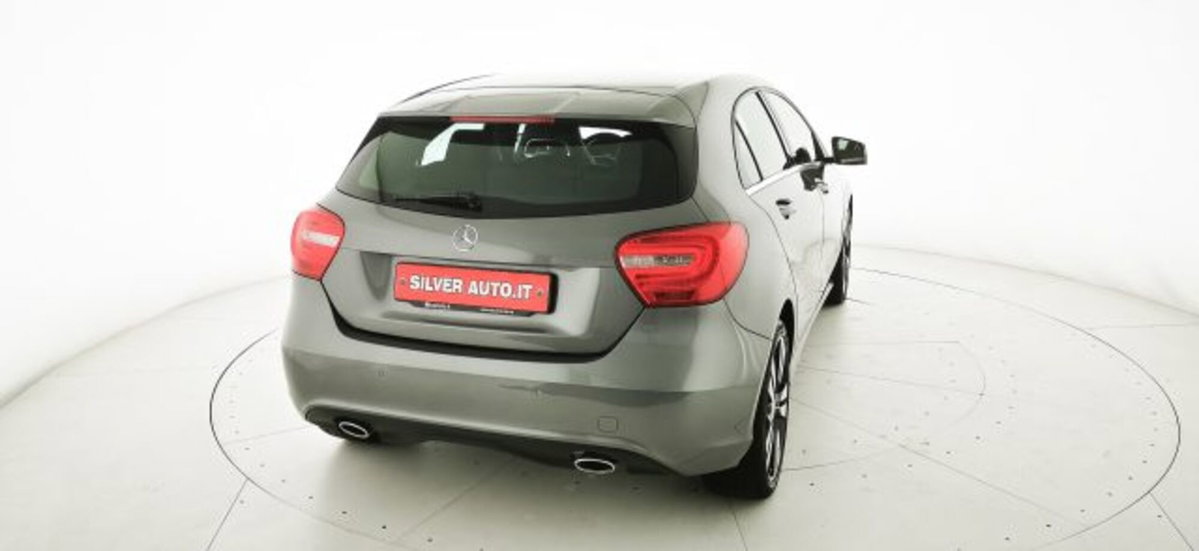 Mercedes-Benz Classe A 180 CDI BlueEFFICIENCY Sport (18)