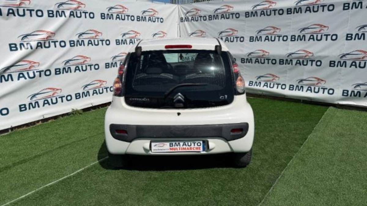 Citroen C1 1.0 5 porte CMP Exclusive (8)