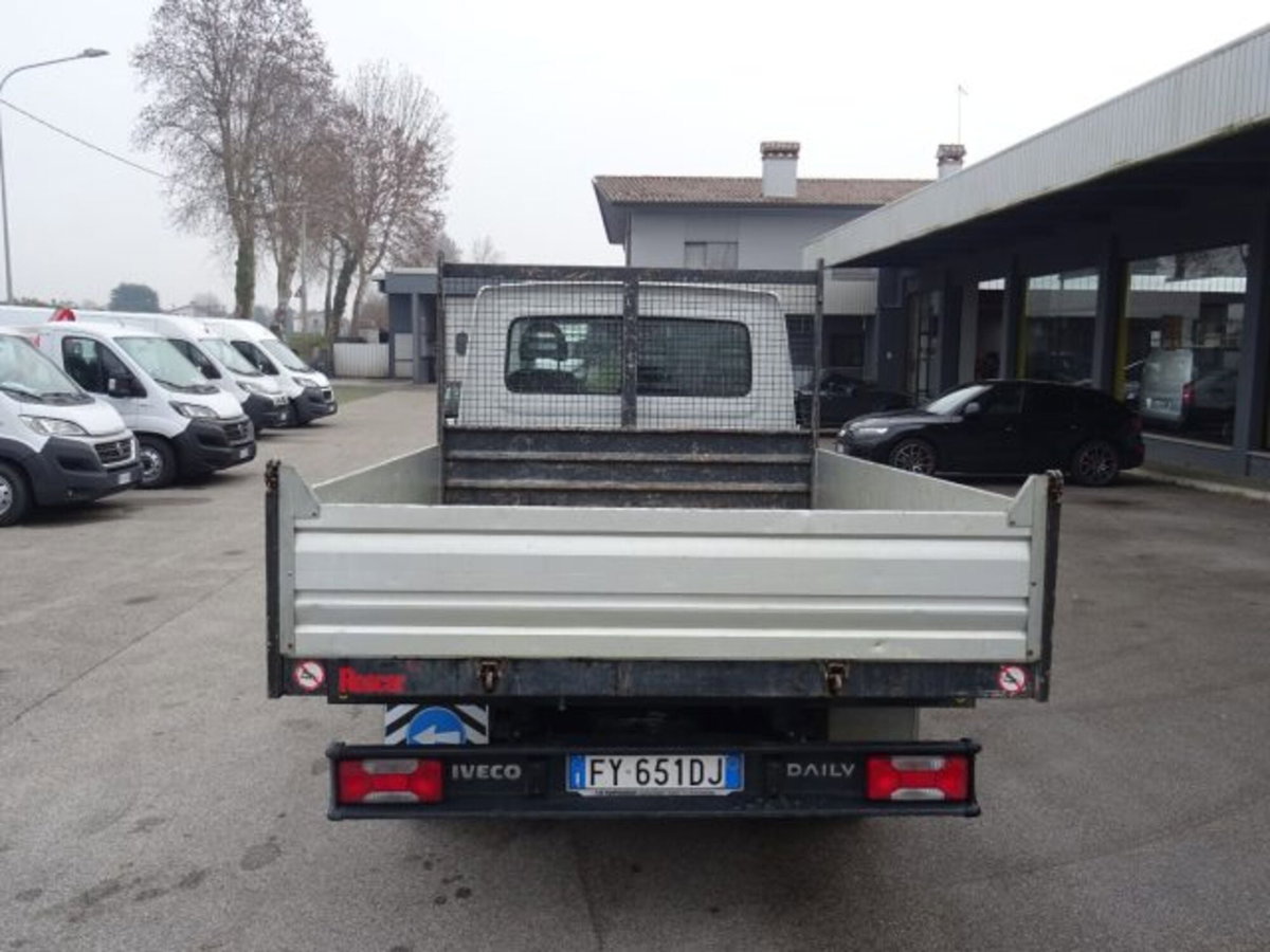 Iveco Daily Telaio 35C14H BTor 2.3 HPT PC-RG Cabinato (17)