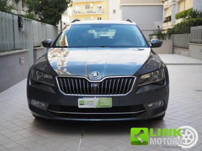 Skoda Superb Station Wagon 2.0 TDI DSG Wagon Executive (8)