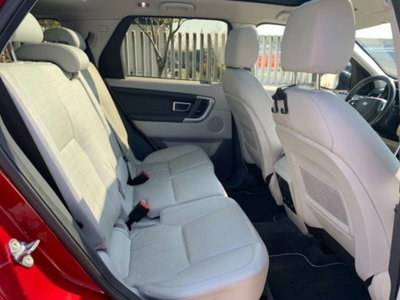 Land Rover Discovery Sport 2.0 TD4 180 CV HSE Luxury (11)