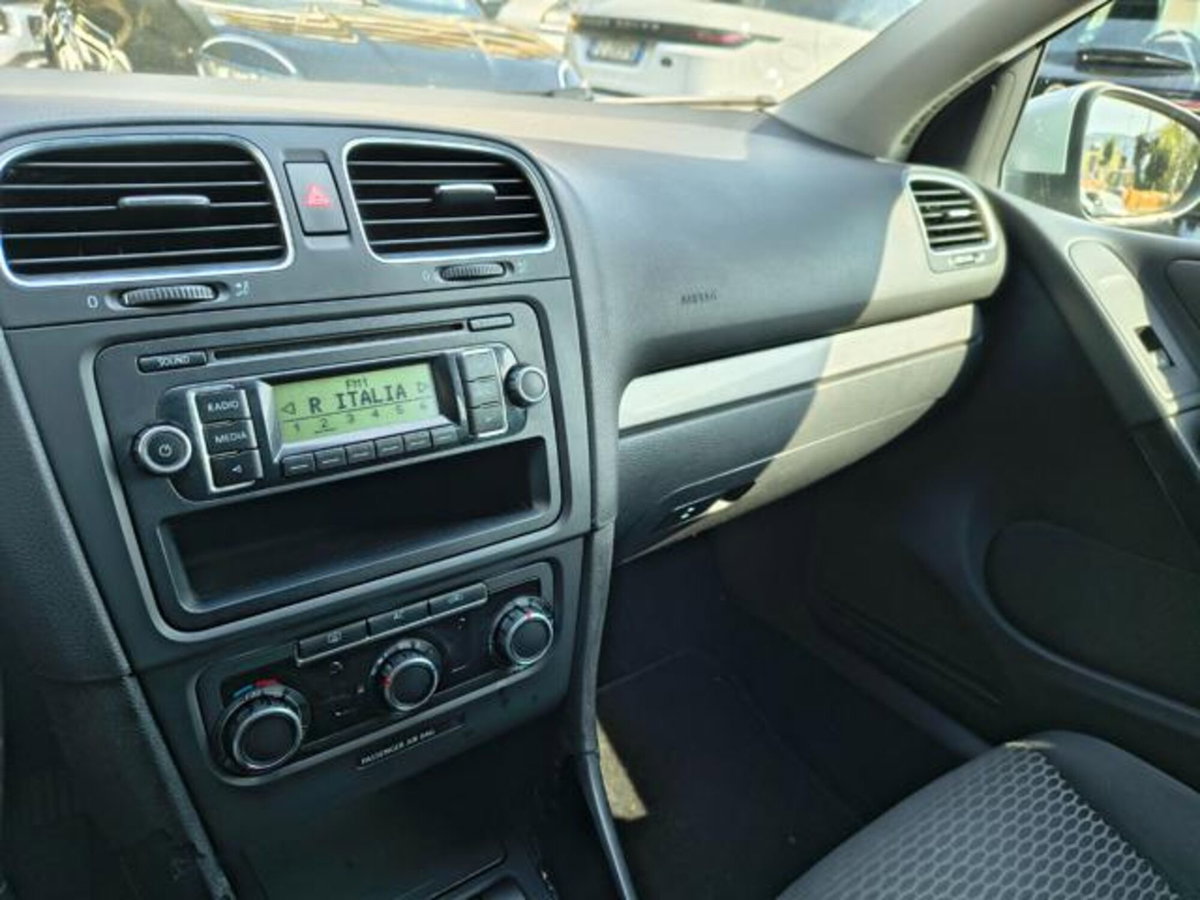 Volkswagen Golf 2.0 TDI 110CV DPF 5p. Trendline (13)