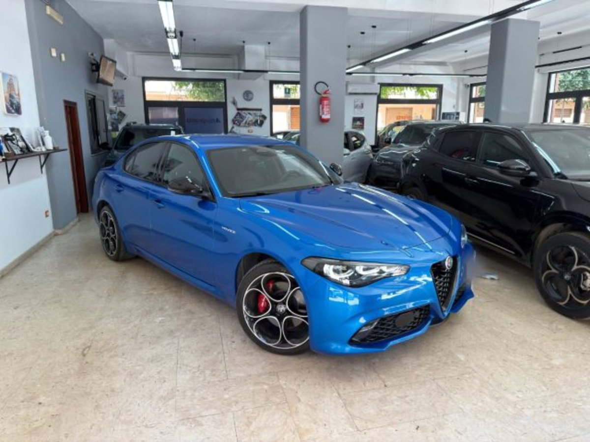 Alfa Romeo Giulia 2.2 Turbodiesel 210 CV AT8 AWD Q4 Veloce