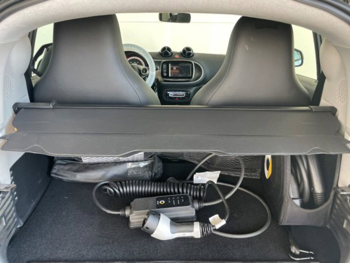 smart Fortwo EQ BRABUS Style (18)