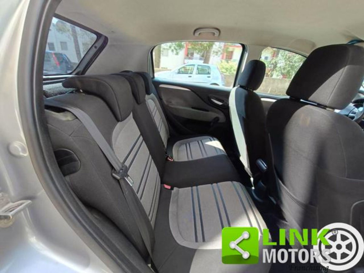 Fiat Punto Evo 1.3 Mjt 95 CV DPF 5 porte S&S Dualogic Emotion (11)