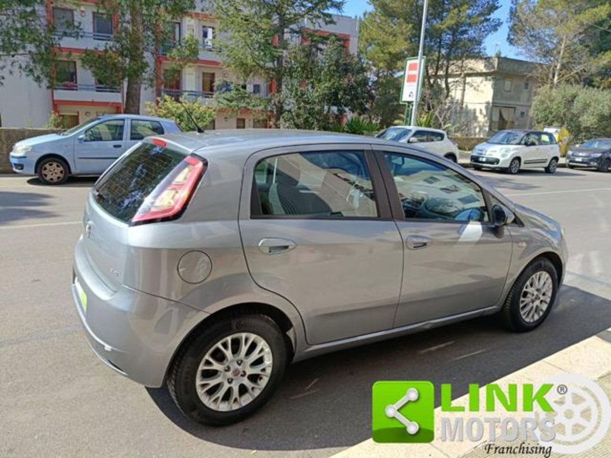 Fiat Punto Evo 1.3 Mjt 95 CV DPF 5 porte S&S Dualogic Emotion (20)