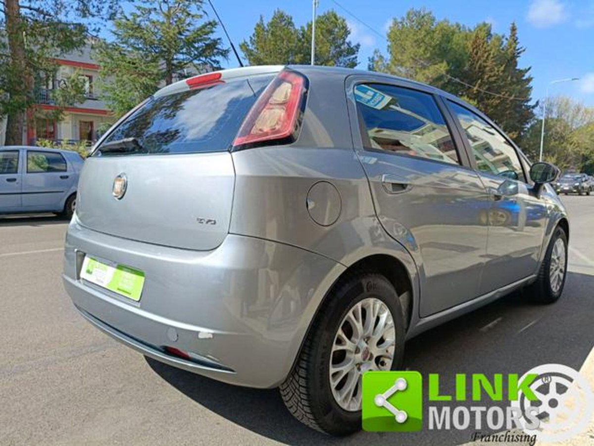 Fiat Punto Evo 1.3 Mjt 95 CV DPF 5 porte S&S Dualogic Emotion (4)