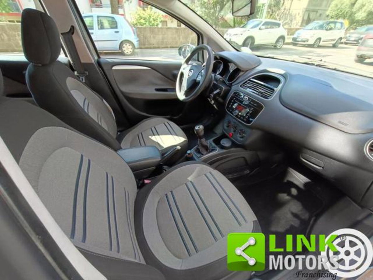 Fiat Punto Evo 1.3 Mjt 95 CV DPF 5 porte S&S Dualogic Emotion (7)