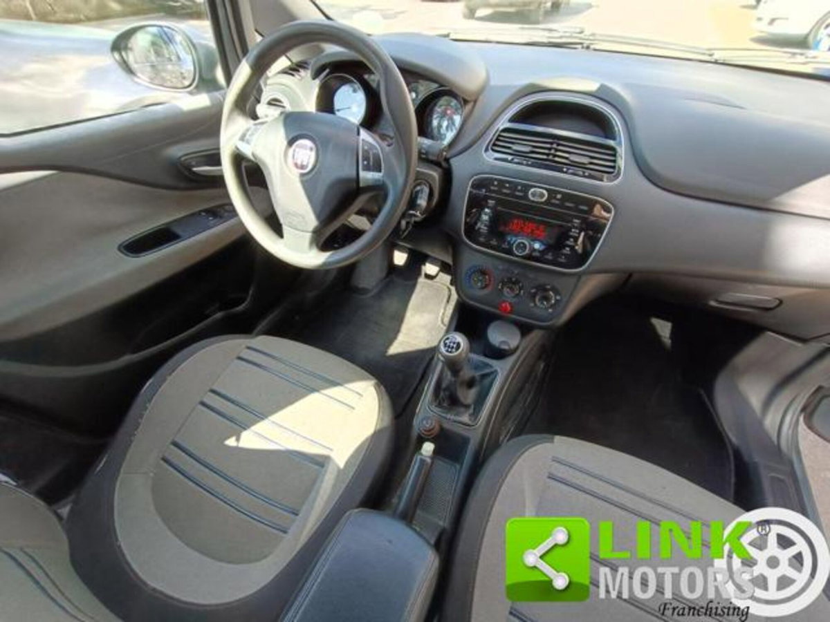 Fiat Punto Evo 1.3 Mjt 95 CV DPF 5 porte S&S Dualogic Emotion (9)