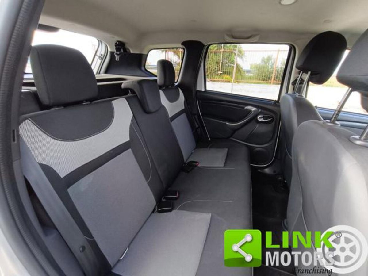Dacia Duster 1.5 dCi 110 CV S&S 4x2 Serie Speciale Brave (12)