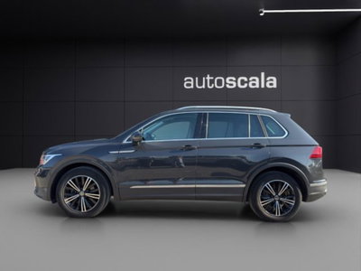 Volkswagen Tiguan 2.0 TDI 150 CV SCR DSG 4MOTION Life (2)