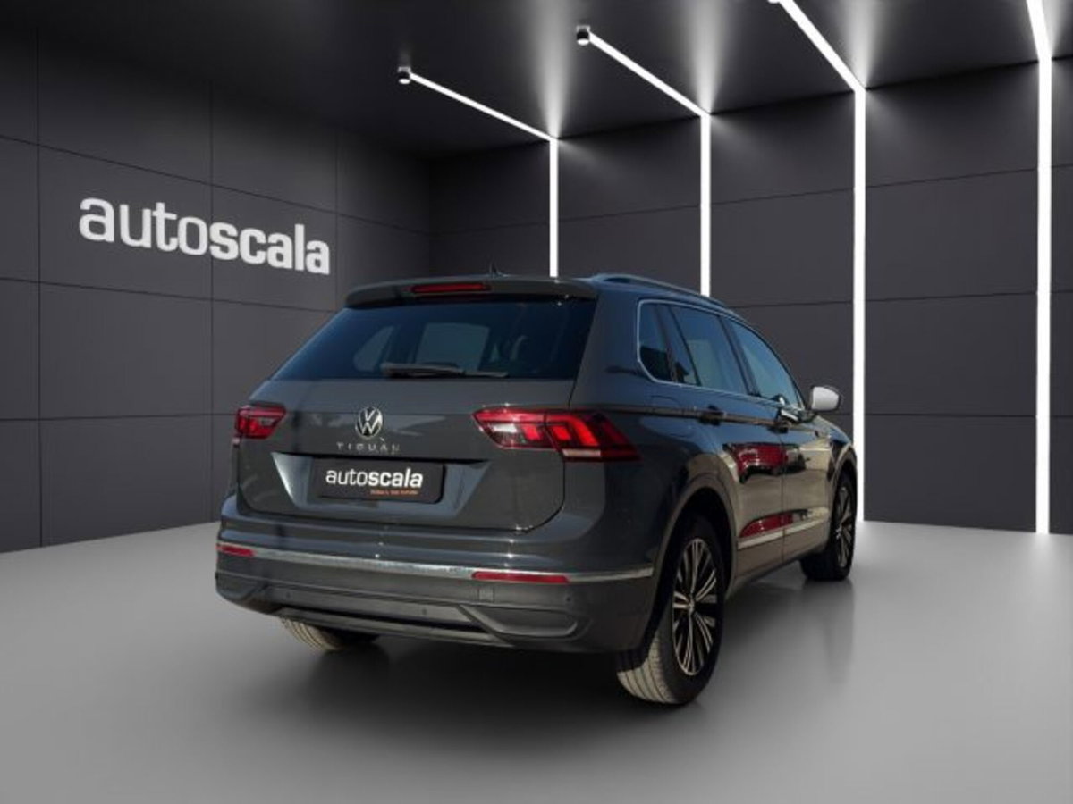 Volkswagen Tiguan 2.0 TDI 150 CV SCR DSG 4MOTION Life (5)