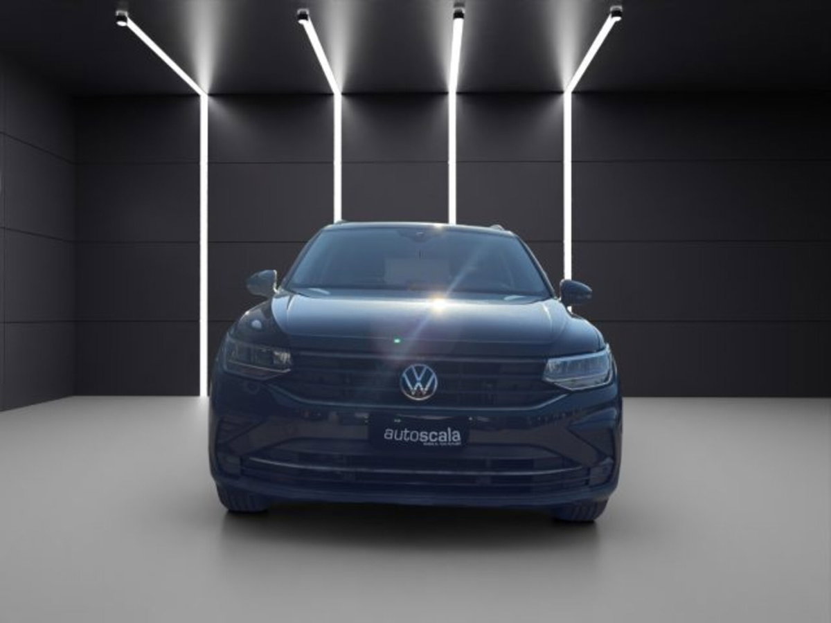 Volkswagen Tiguan 2.0 TDI 150 CV SCR DSG 4MOTION Life (8)