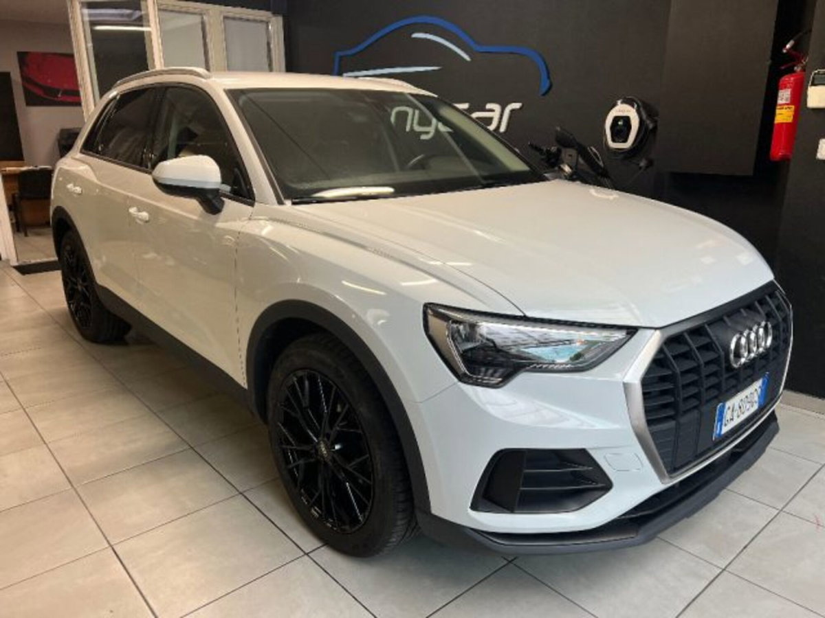 Audi Q3 35 TFSI S tronic Business Advanced