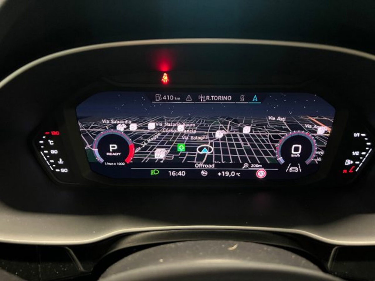 Audi Q3 35 TFSI S tronic Business Advanced (17)