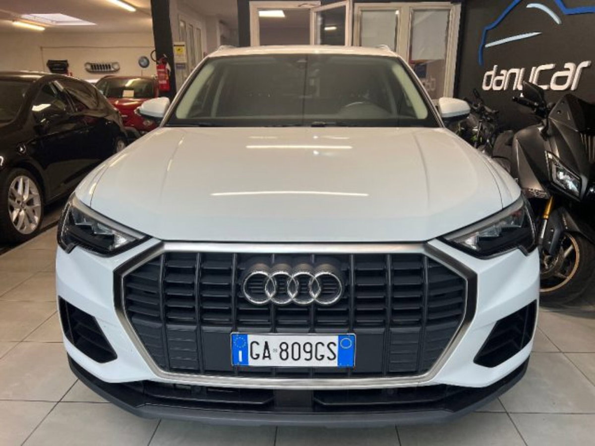 Audi Q3 35 TFSI S tronic Business Advanced (2)