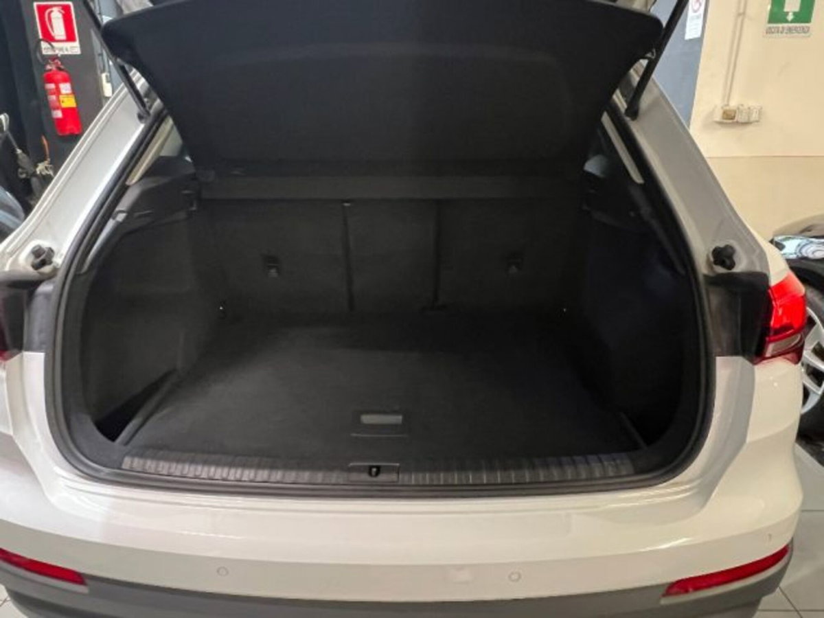 Audi Q3 35 TFSI S tronic Business Advanced (9)