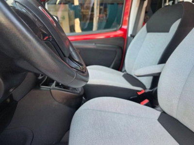 Fiat Qubo 1.4 8V 77 CV Lounge Natural Power (17)