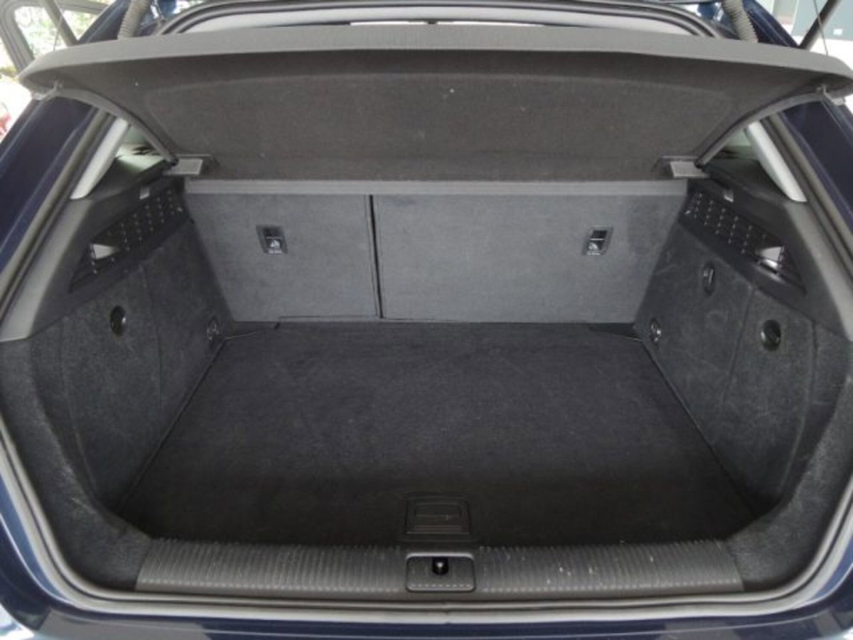 Audi A3 Sedan 35 TDI S tronic Business (15)
