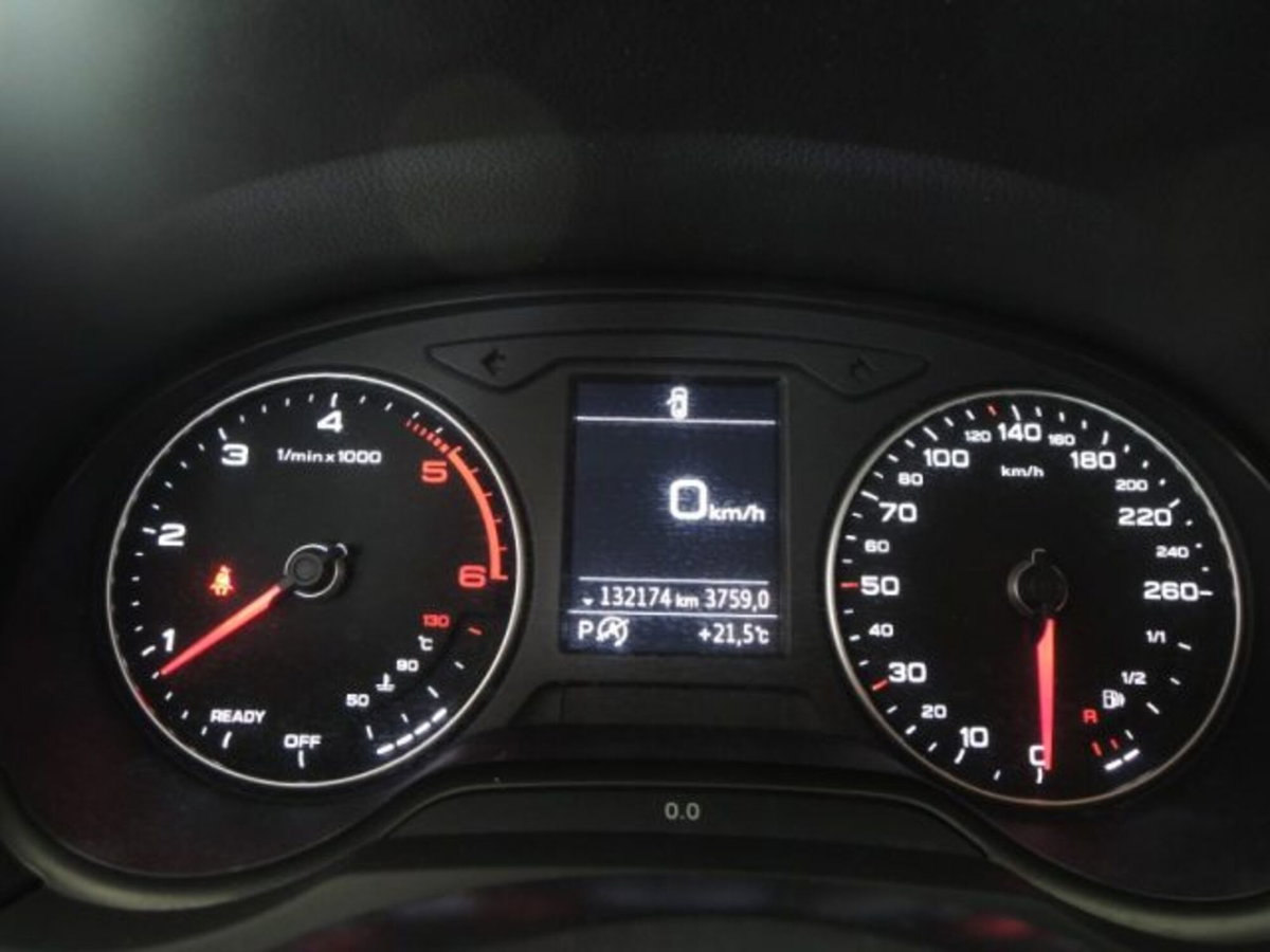 Audi A3 Sedan 35 TDI S tronic Business (9)