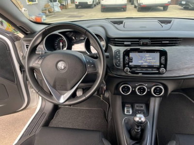 Alfa Romeo Giulietta 1.4 Turbo Super Gpl 120cv (9)