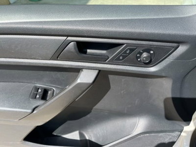 Volkswagen Veicoli Commerciali Caddy 2.0 TDI 102 CV Kombi Business (11)