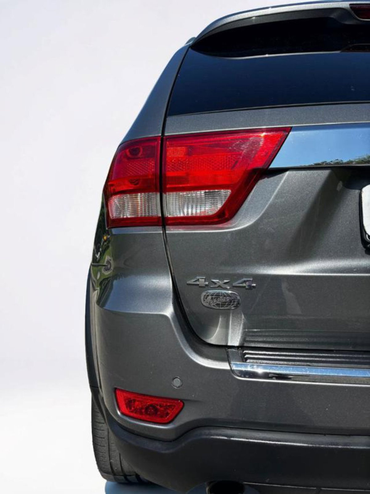 Jeep Grand Cherokee 3.0 CRD 241 CV Overland (8)