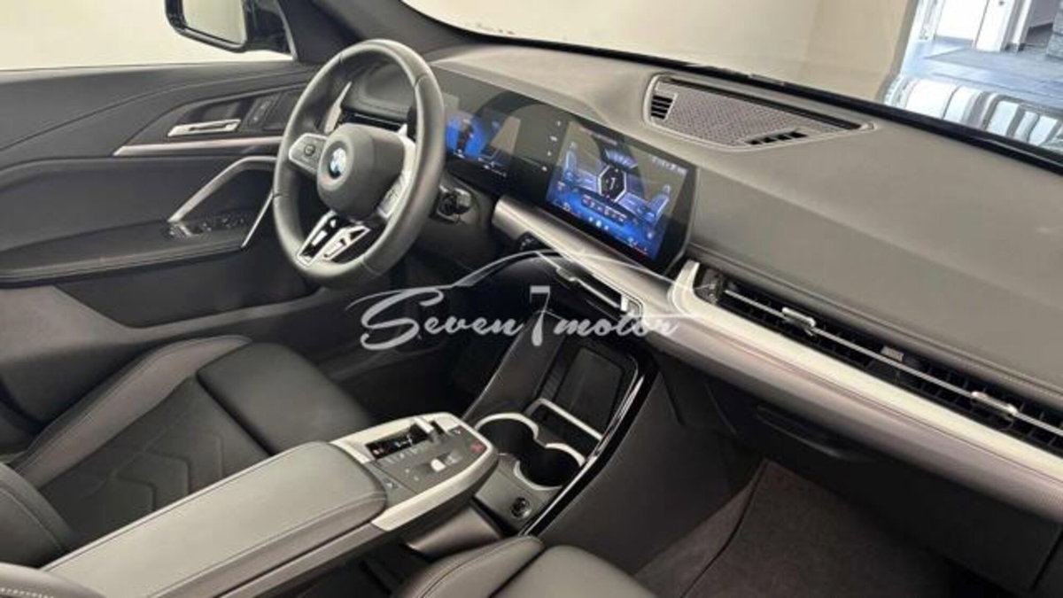 BMW X1 sDrive 18i Msport (14)