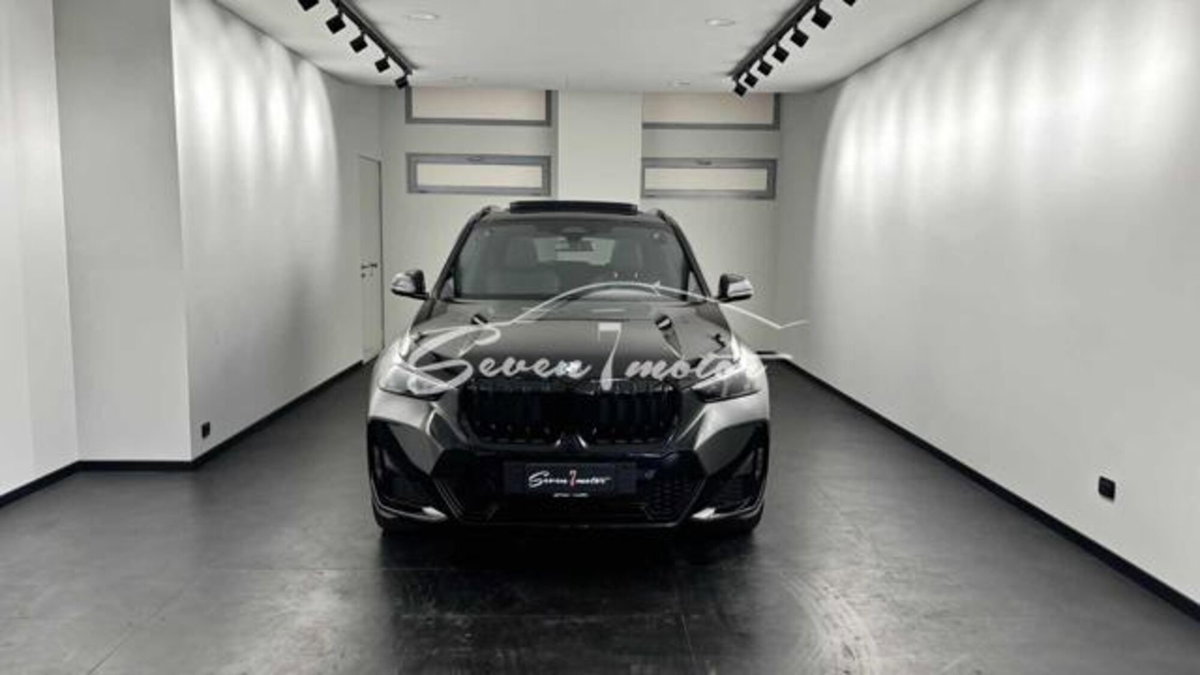 BMW X1 sDrive 18i Msport (2)