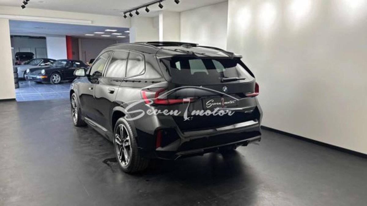 BMW X1 sDrive 18i Msport (4)