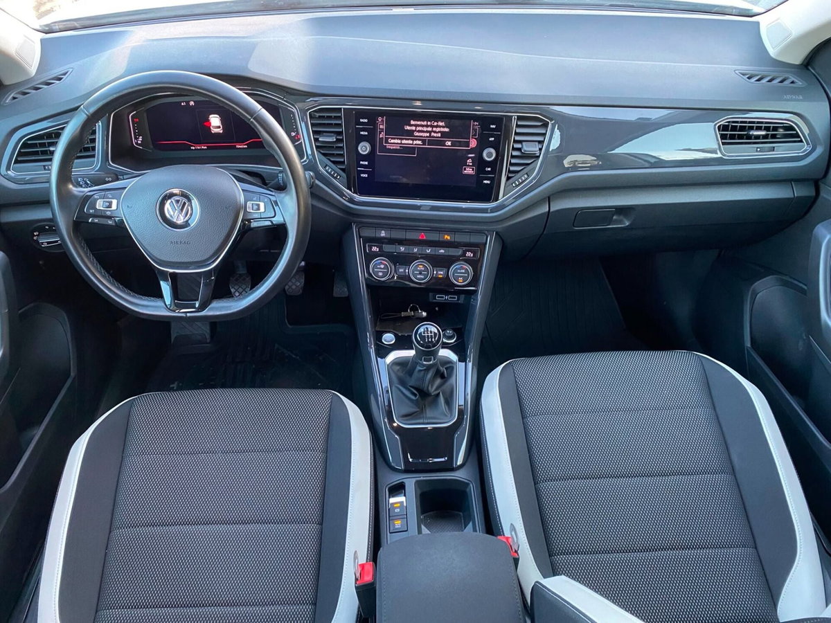 Volkswagen T-Roc 1.6 TDI SCR Advanced BlueMotion Technology (14)