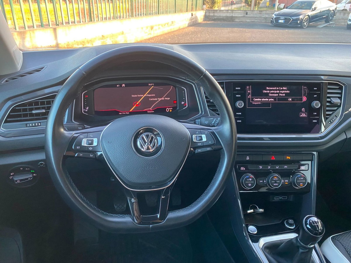 Volkswagen T-Roc 1.6 TDI SCR Advanced BlueMotion Technology (15)