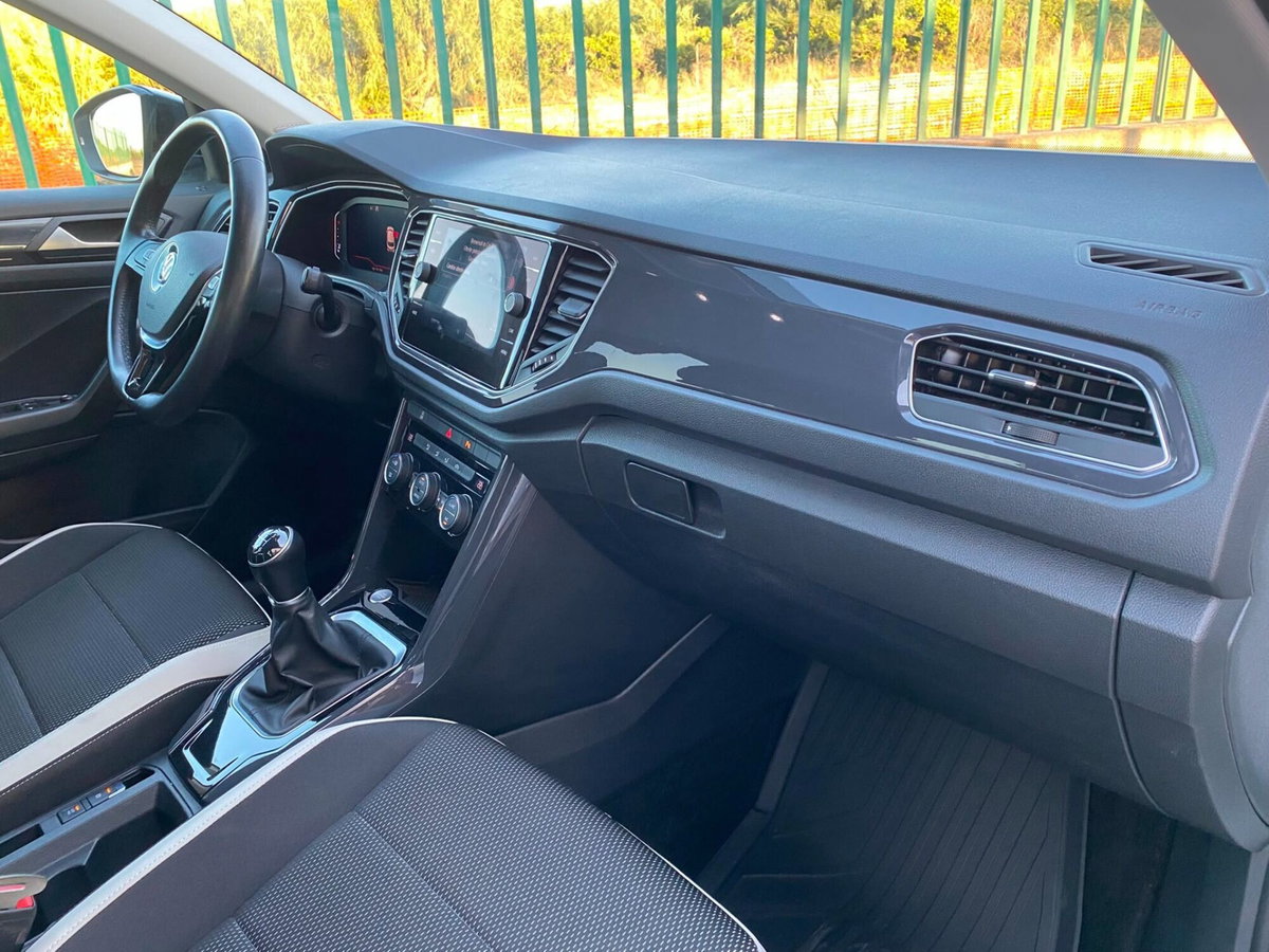 Volkswagen T-Roc 1.6 TDI SCR Advanced BlueMotion Technology (19)