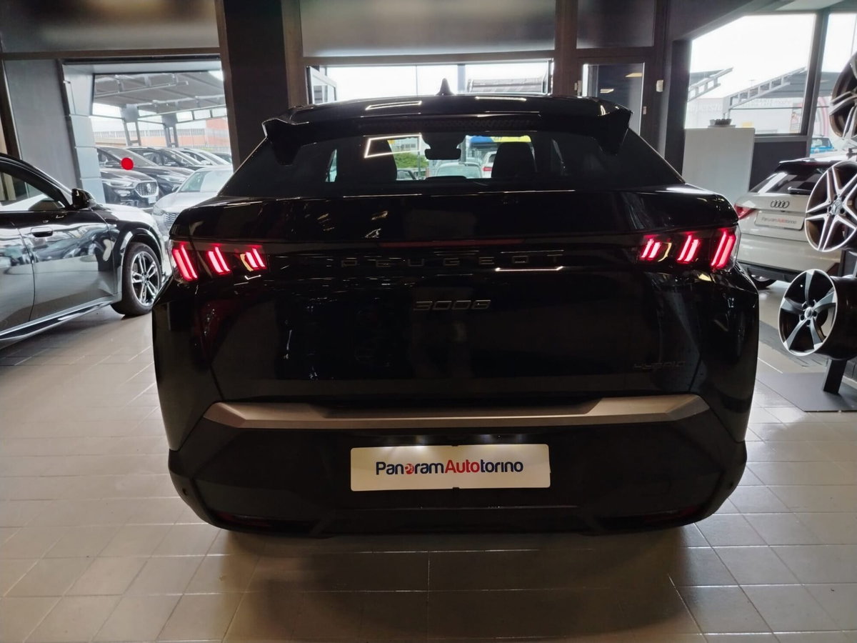 Peugeot 3008 1.2 hybrid GT Exclusive 145cv e-dcs6 (5)