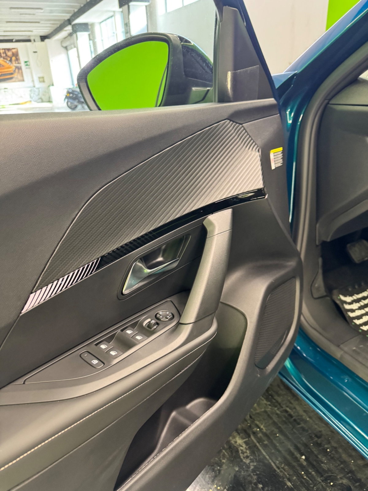 Peugeot 2008 1.2 puretech Style s&s 130cv eat8 (12)