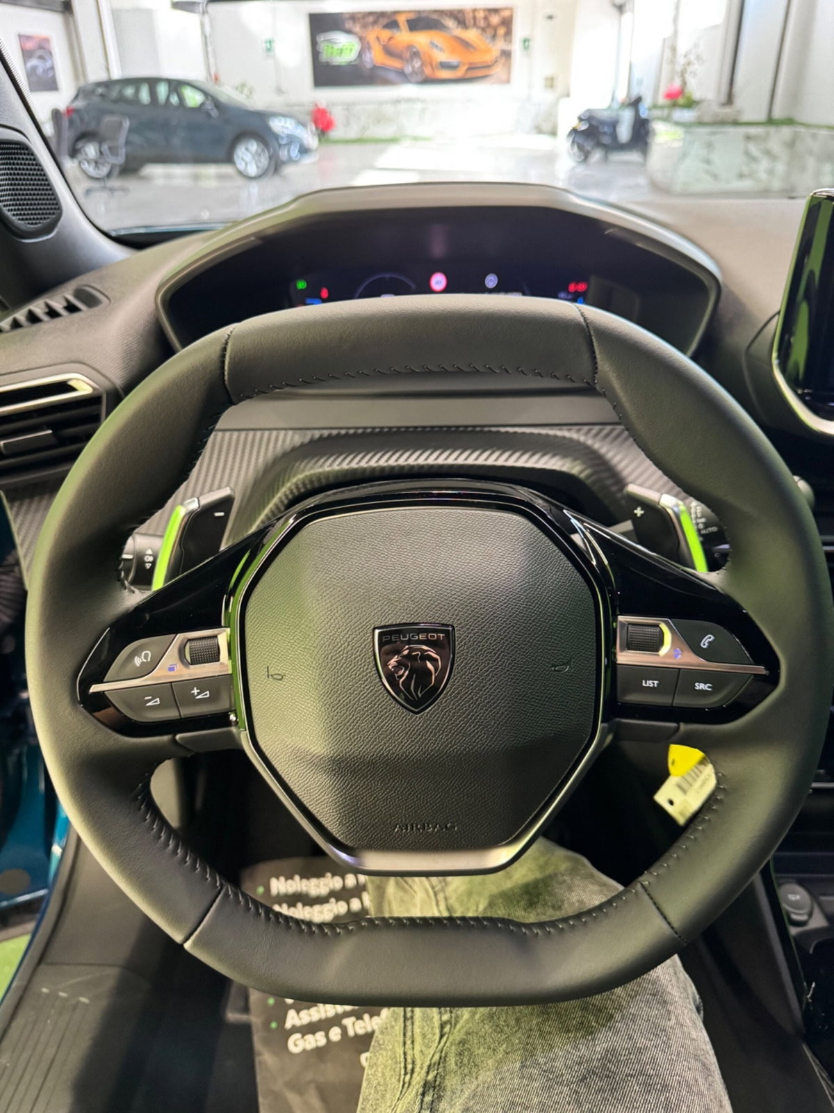 Peugeot 2008 1.2 puretech Style s&s 130cv eat8 (13)