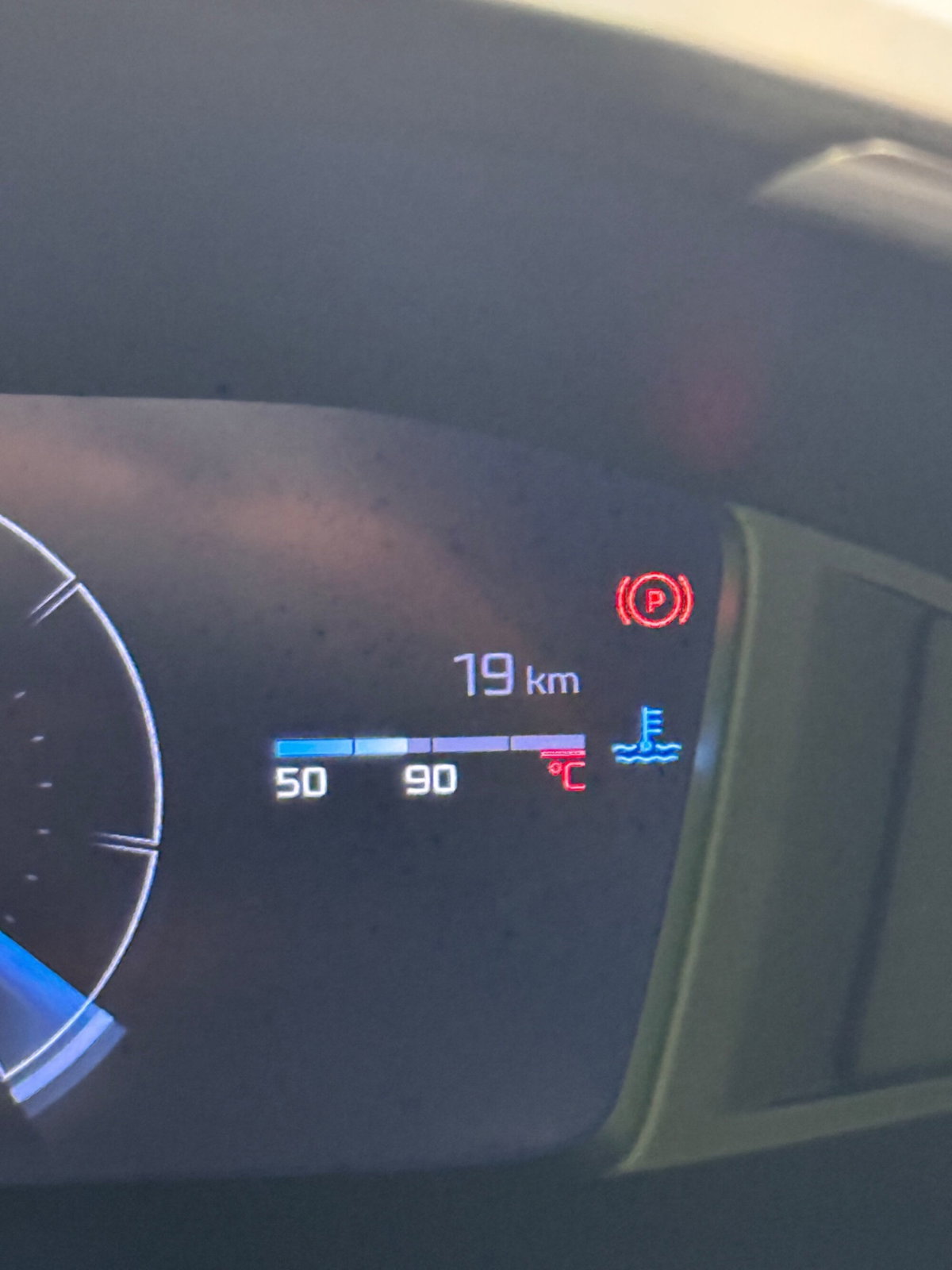 Peugeot 2008 1.2 puretech Style s&s 130cv eat8 (17)