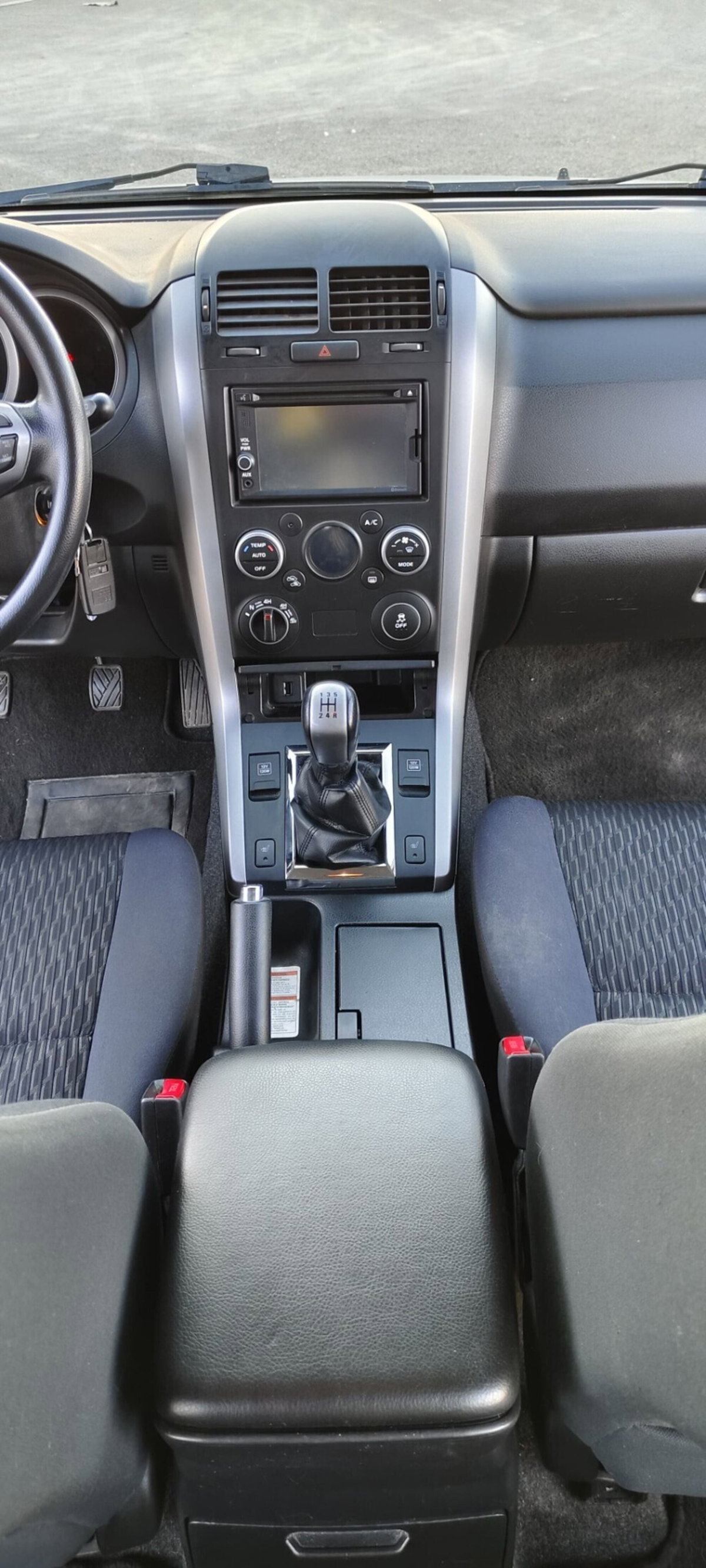 Suzuki Grand Vitara 1.9 DDiS 5 porte Evolution (14)