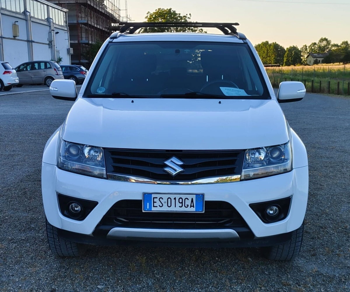 Suzuki Grand Vitara 1.9 DDiS 5 porte Evolution (20)