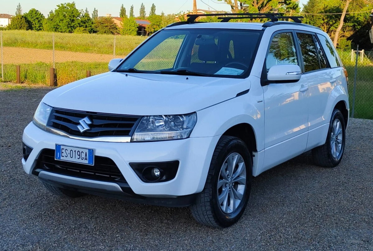 Suzuki Grand Vitara 1.9 DDiS 5 porte Evolution (3)