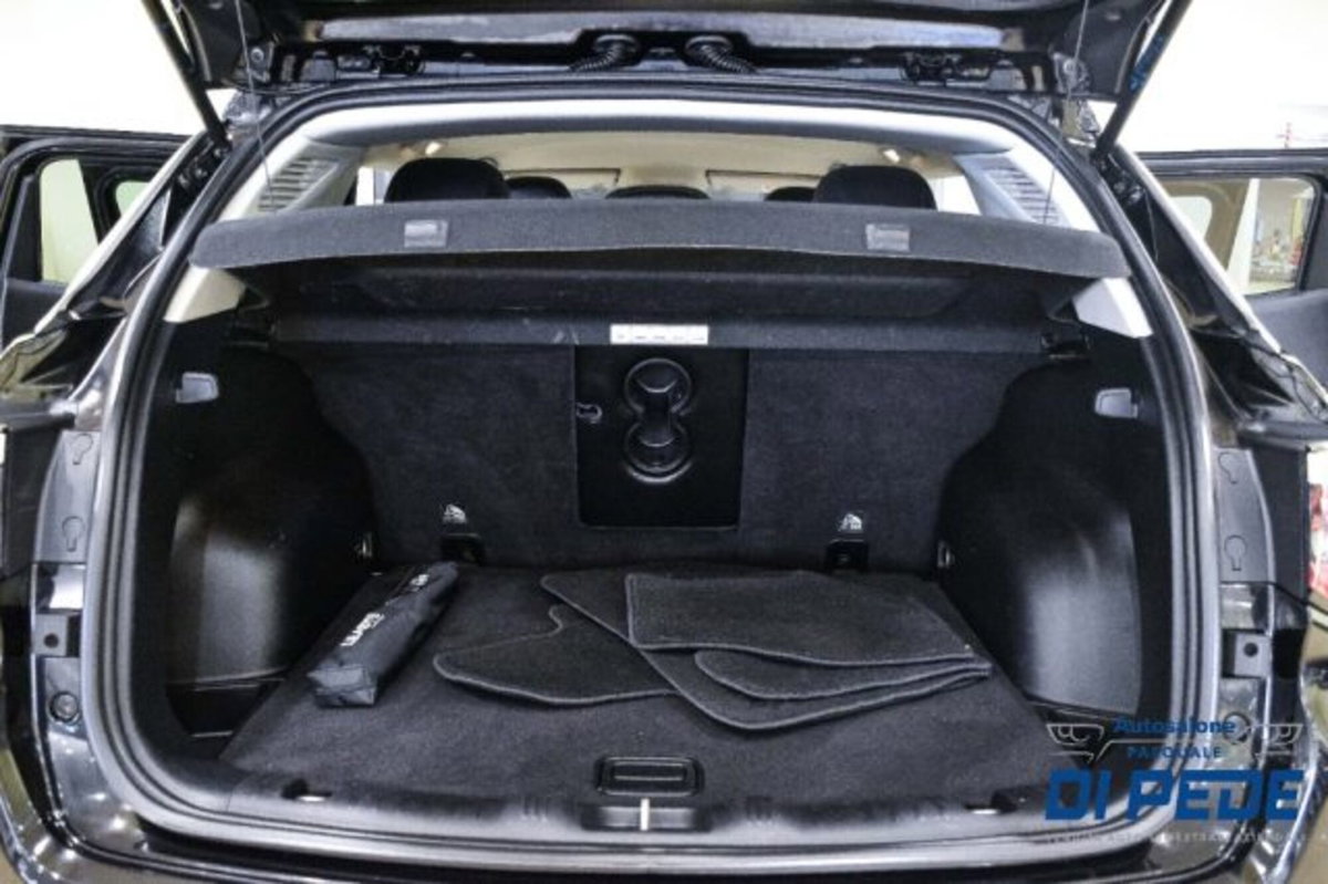 Jeep Compass 2.0 Multijet II 4WD Limited (17)